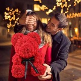 Cumpara ieftin Ursuleț din Trandafiri Spumă Săpun, 40cm, Roz/Alb, Cadou Aniversare/Evenimente Speciale, Cutie Inclusă