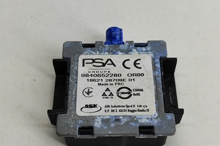 Amplificator de antena OPEL MOKKA 2022 OEM: 9840652280 24559271