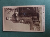fotografie de epoca .Distinsa doamna ,atelie fotografic cunoscut .