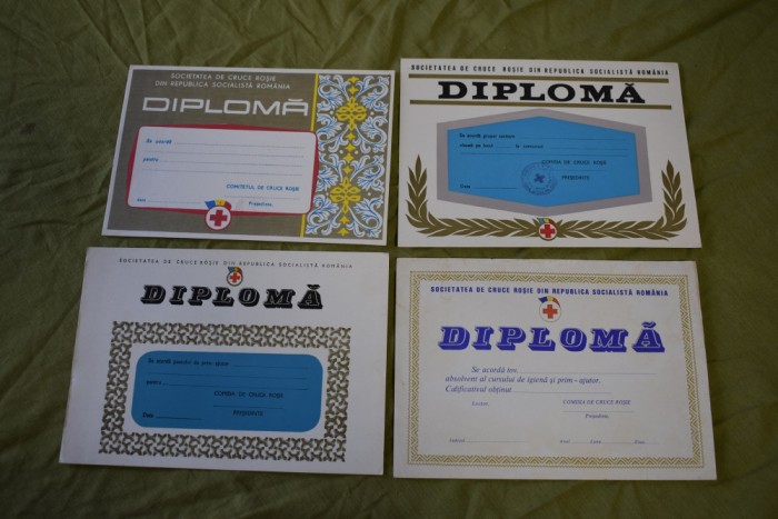 patru diplome Crucea Rosie Romania RSR Cruce necompletate