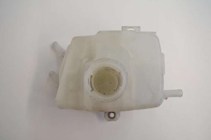 Rezervor lichid de fr&acirc;nă LEXUS RX _L1_ 2012 OEM: 2-40400 1728317