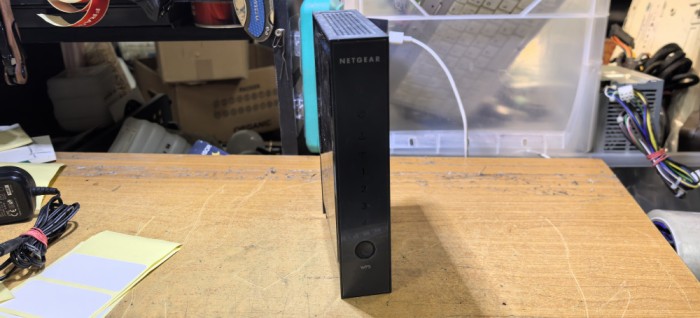 Netgear WNR2000 N300 WLAN Router