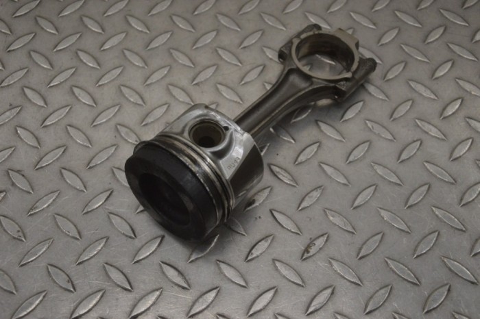 Piston VW POLO 6R, 6C 2011 OEM: BHS,03LA 23068737