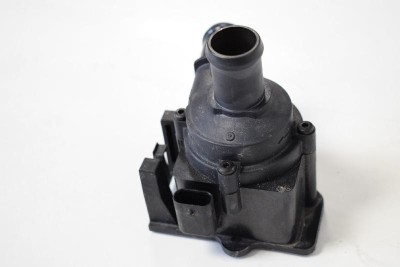 Pompa de apa auxiliara AUDI A4 Avant 8K5, B8 2013 OEM: 06H121601F 4078938 foto