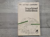 Smochinul indaratnic de Titi George Campeanu