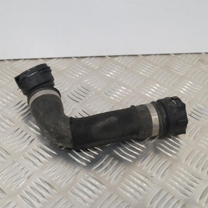 Furtun radiator răcire dreapta BMW 3 Touring E91 2010 OEM: 7800100 2330963
