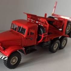 Macheta KrAZ 214L camion transport busteni - MCG / Nash Avtoprom 1/43