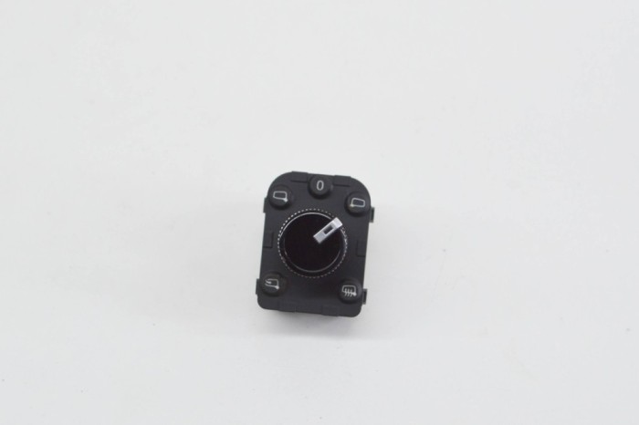 Comutator de reglare oglinda AUDI Q8 4MN 2021 OEM: 4N0959565 | 17814715