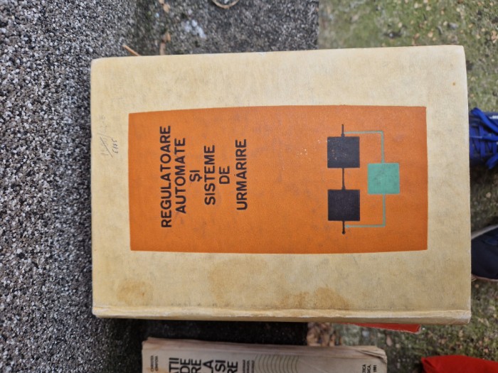 Regulatoare automate și sisteme de urmărire vintage