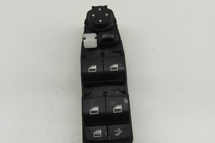 Buton geam ușă dreapta față BMW 3 Gran Turismo F34 2015 OEM: 9268734 31149584