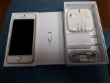 Telefon mobil Apple iPhone SE, 16GB, 4G, Rose Gold, Roz, Vodafone