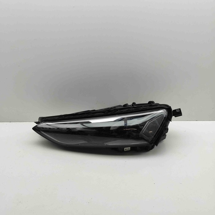 Far st&acirc;nga față AUDI E-TRON GT 2023 OEM: Hatchback | 31444628