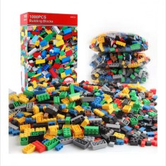 Set 1000 de piese Lego de construit pentru copii, diferite culori si dimensiuni