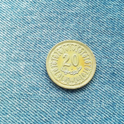 20 Millim 1983 Tunisia foto