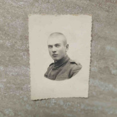 FOTOGRAFIE PORTRET DE SOLDAT. PROBABIL INTERBELICA. 53