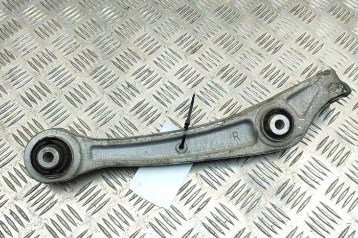 Braț inferior dreapta față AUDI Q5 8R 2017 OEM: 8K0407156C | 31985352