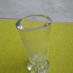 Vaza din sticla groasa, provenienta suedeza