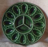 Platou din ceramică smălțuită pentru masa de Paște