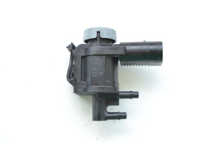 Supapa solenoid AUDI A6 4G2, C7, 4GC 2013 OEM: 1K0906283A 2460707