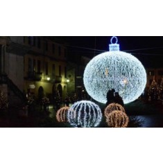 Sfera luminoasa cu leduri de exterior, 1,4 m inaltime, model gigant, structura metalica dura, decoratiuni luminoase de exterior, iluminat festiv