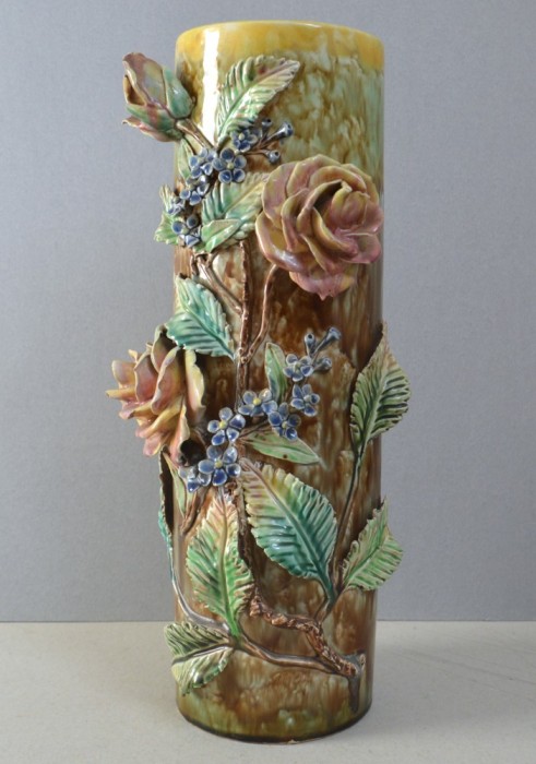 Vas de majolica sec 19