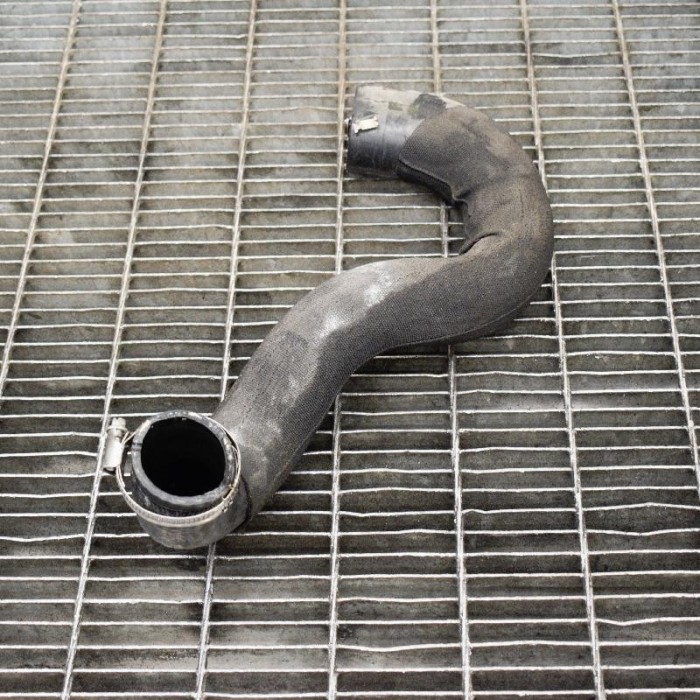 Furtun intercooler dreapta AUDI Q5 8R 2012 OEM: 8R0145790A 10034568