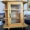 Dulapior vintage interesant