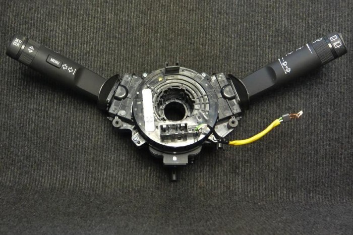 Maneta semnalizare ștergătoare OPEL ASTRA J 2010 OEM: 133055221330326820817720 1559337