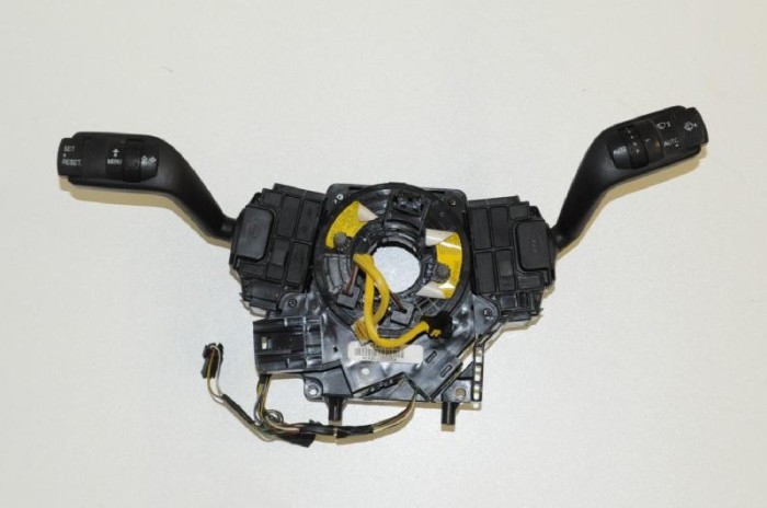 FORD FOCUS C-MAX 2004 OEM: 3M5T-14A664-AF SKU: 2140765