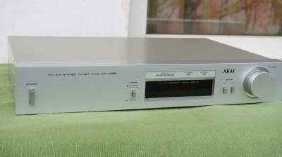 Tuner analog vintage AKAI AT-K22 foto