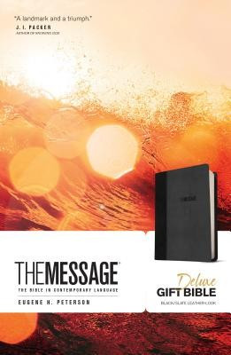 The Message Deluxe Gift Bible: The Bible in Contemporary Language foto