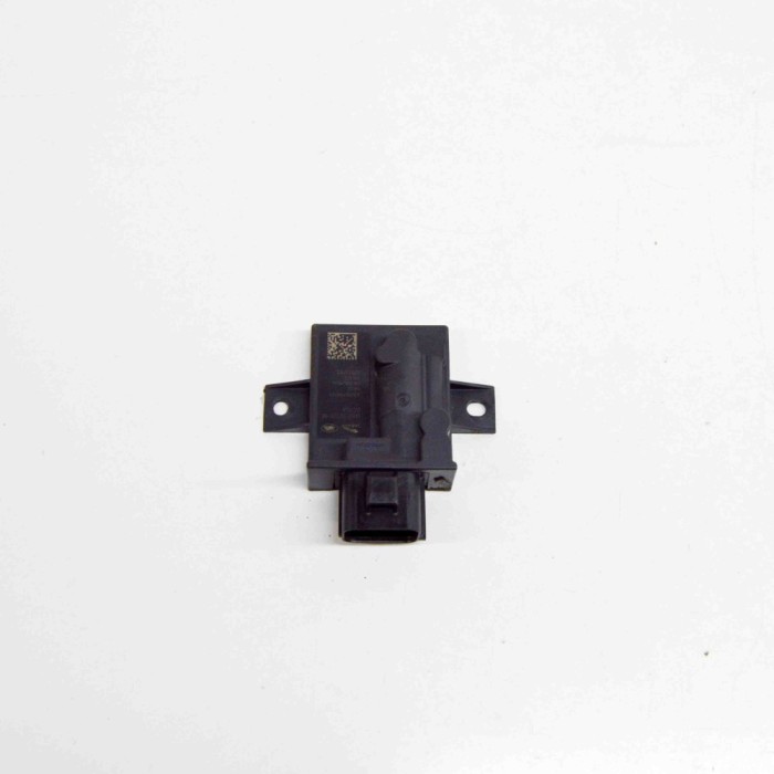 Unitate de control pompa de combustibil JAGUAR F-PACE X761 2022 OEM: A3C00799701,LK62-9D370-BB