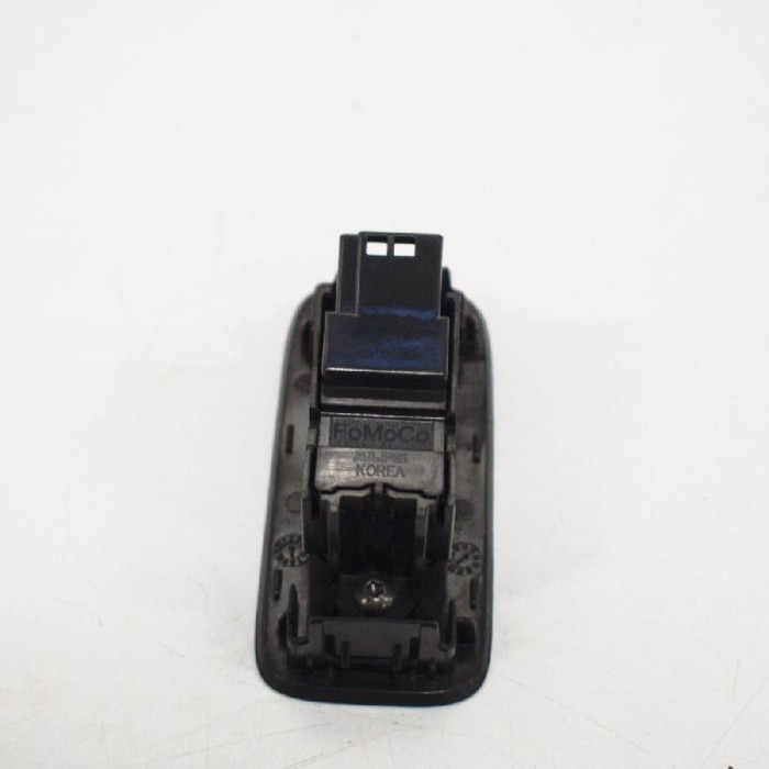 Buton geam ușă st&acirc;nga față VOLVO V40 Hatchback 2015 OEM: 31394840 | 3467909