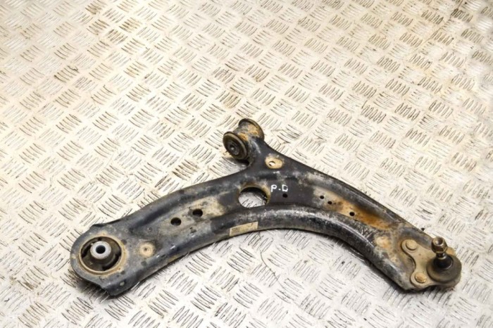 Braț inferior dreapta față AUDI A3 Limousine 8VS, 8VM 2017 OEM: 5Q0407152R 13677414