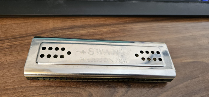 MUZICUTA SWAN HARMONICA IN C SI G