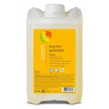 Detergent vase lichid Sonett cu calendula 5L
