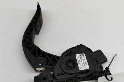 Pedala de accelerație AUDI Q5 8R 2016 OEM: 8K1723523A 22223860 foto