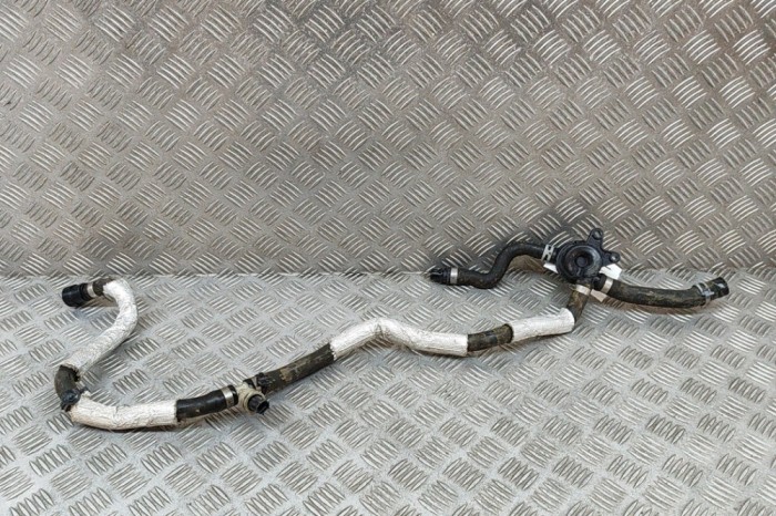 Furtun de lichid de răcire VOLVO S90 II 2021 OEM: 32222172 27637334