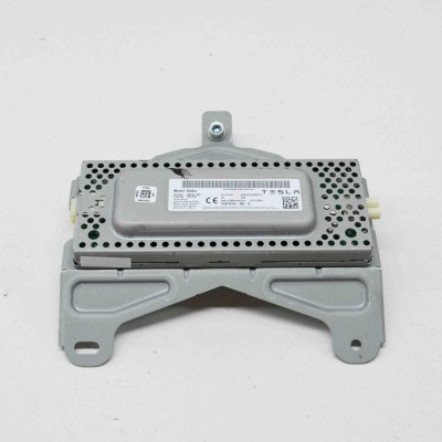 Alt modul de control TESLA MODEL Y 2020 OEM: 1527974-00-C 13832873 foto