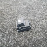 Buton geam ușă dreapta față BMW X1 F48 2016 OEM: 9208107 2463961