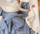 Cumpara ieftin Patura Pufoasa Nani Vidal PP034, 200x230cm, Calduroasa