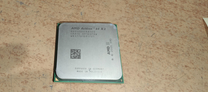AMD Athlon 64 X2 5000+ 2.6GHz Socket AM2 TRAY CPU AD05000IAA5D0