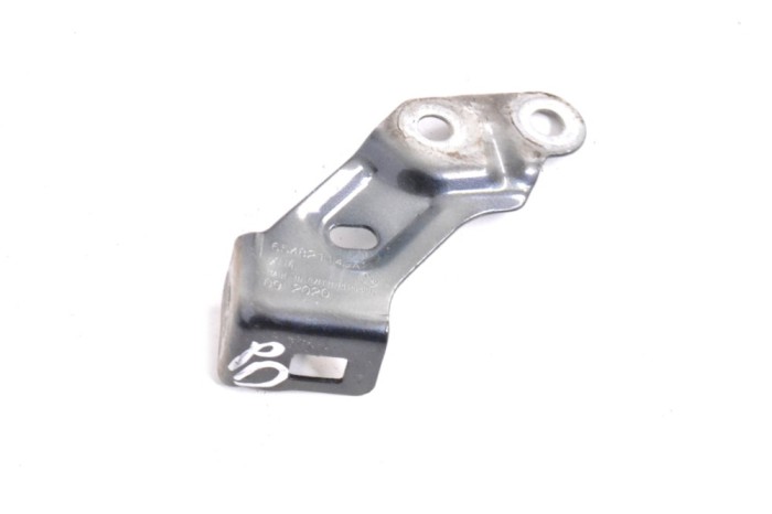 Suport aripa dreapta față SKODA KAMIQ 2020 OEM: 654821149A 13965205