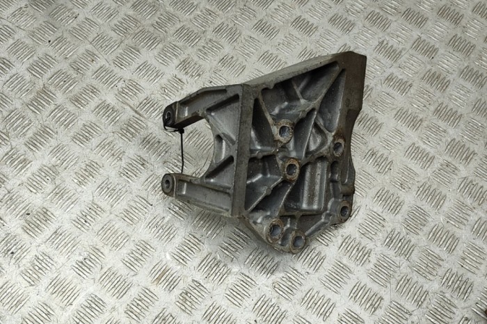 Suport motor st&acirc;nga LAND ROVER RANGE ROVER EVOQUE L538 2015 OEM: EJ32-4H473-AD 29994865
