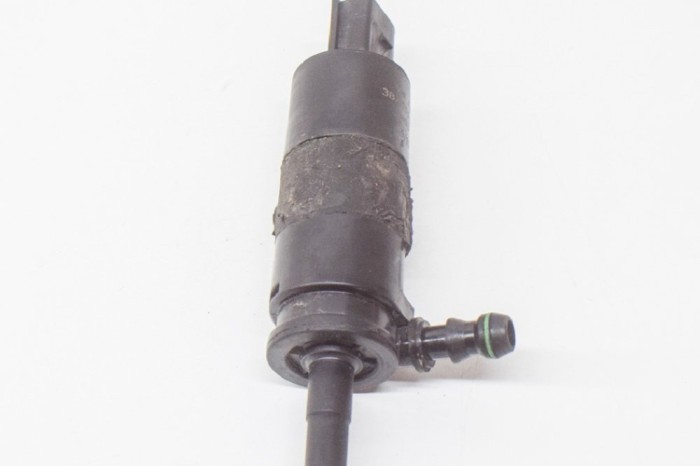 Motor rezervor lichid de parbriz AUDI Q5 8R 2013 OEM: 3B7955681 11731601
