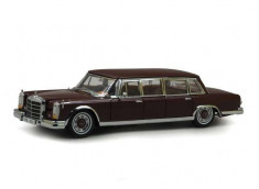 Macheta Auto Sun Star, 1966 Mercedes-Benz 600 Pullman 1:18 foto