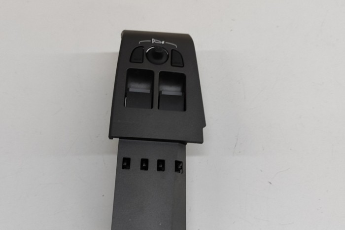 Buton geam ușă dreapta față JAGUAR F-TYPE Coupe X152 2021 OEM: BW83-14540-AC | 30182247