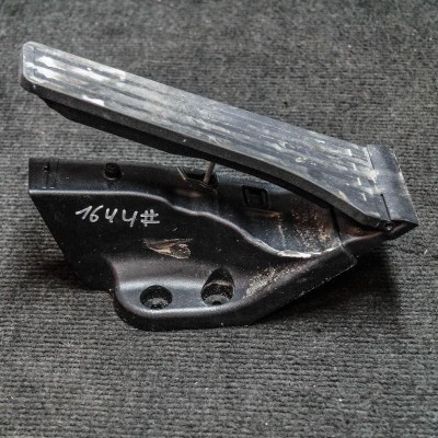 Pedala de accelerație MERCEDES-BENZ C W205 2015 OEM: A2053000004 1826806 foto