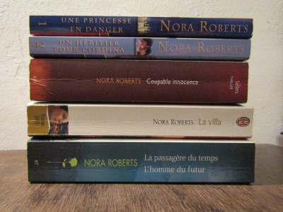 Pachet 5 romane de NORA ROBERTS &amp;icirc;n limba franceză foto