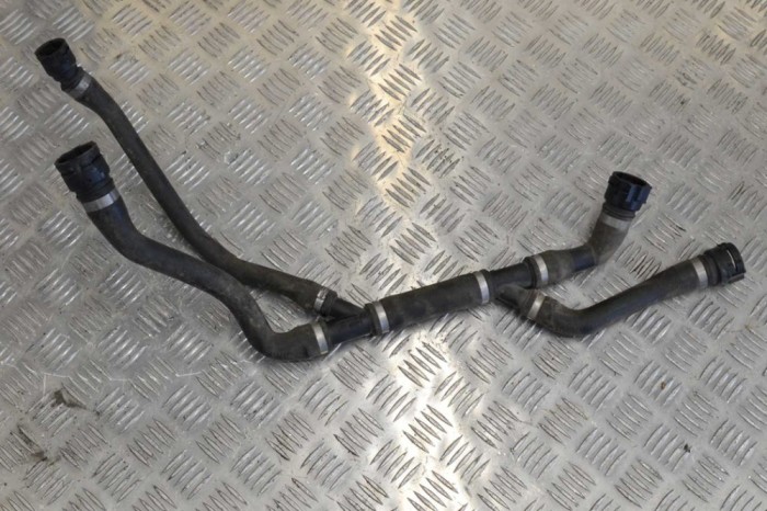 Furtun de lichid de răcire BMW 3 F30, F80 2018 OEM: 8676894 13517211